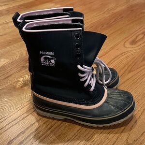 SOREL Women’s size 6 Winter Boots - Waterproof